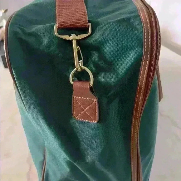 Vintage Ralph Lauren Fragrances carry on bag green with brown trim. Never used. - Picture 4 of 12